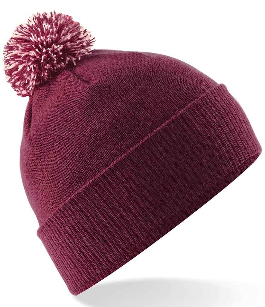16x Premium Snowstar Beanies + Free Logo