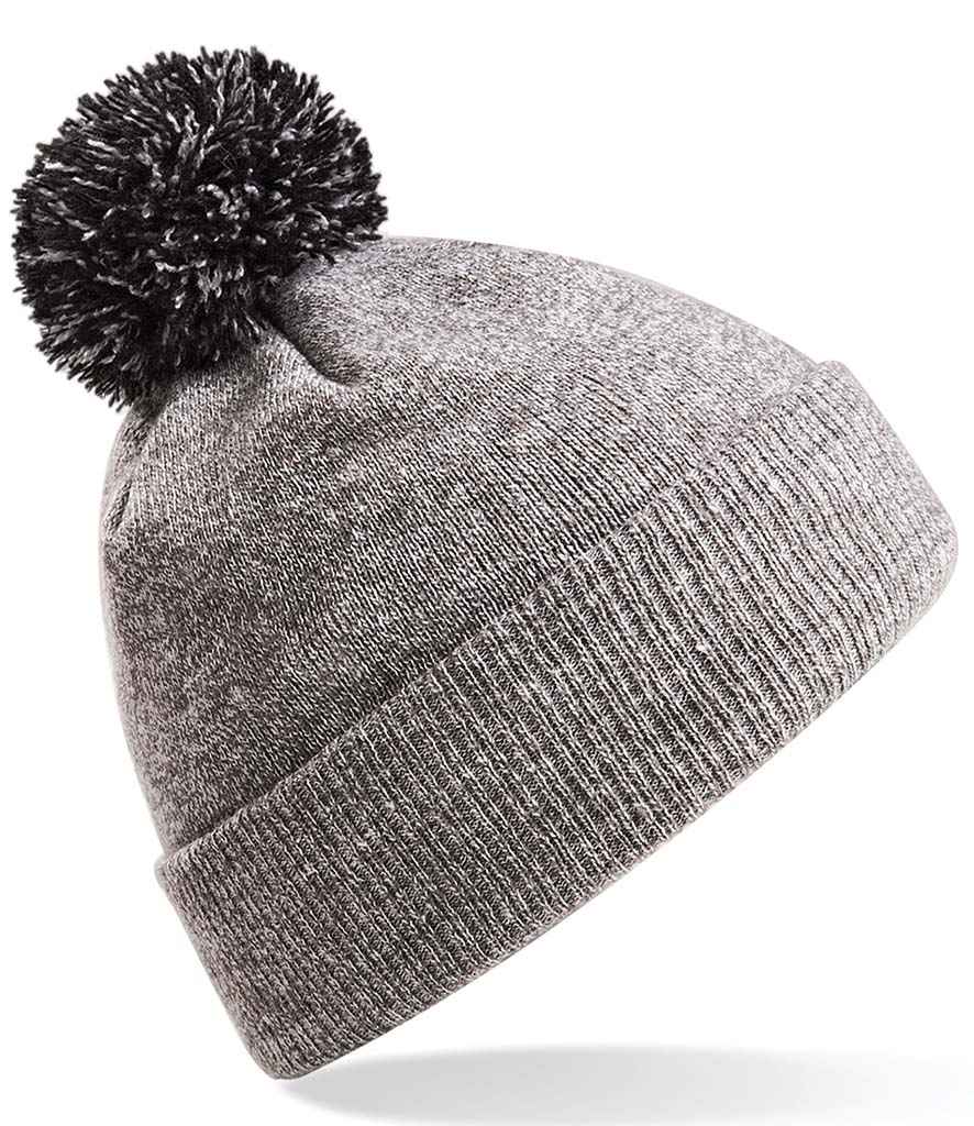 16x Premium Snowstar Beanies + Free Logo